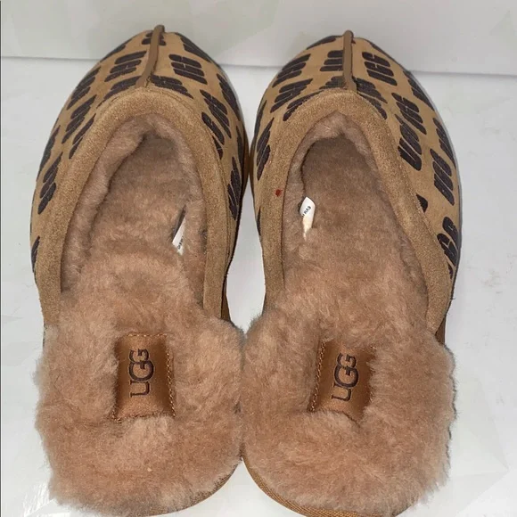 UGG PEARLE UGG GRAPHIC - Picture 3 of 7